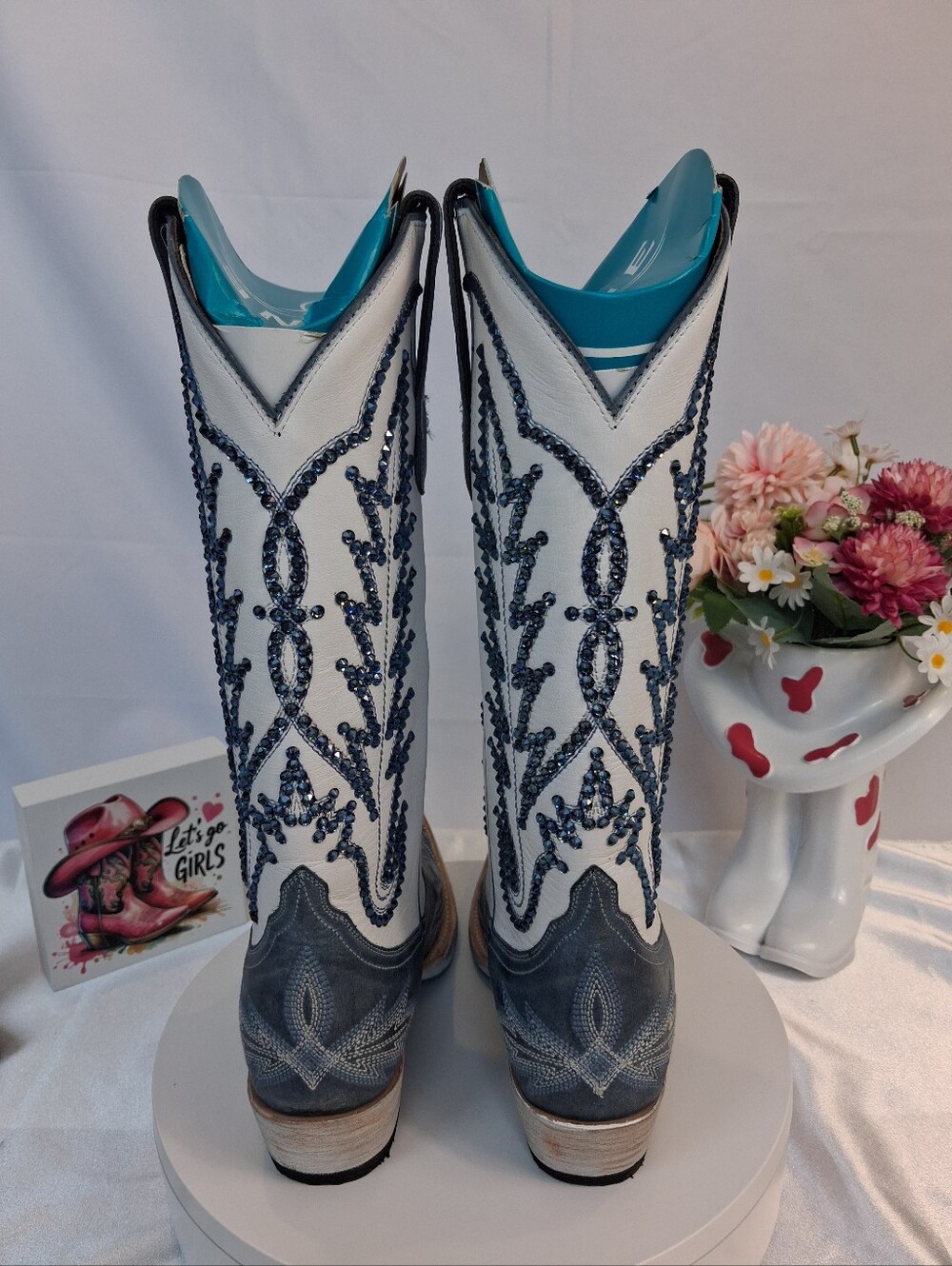 New LANE Lexington Cowgirl Boots W/ SWAROVSKI Crystals 7.5 - Picture 4 of 10